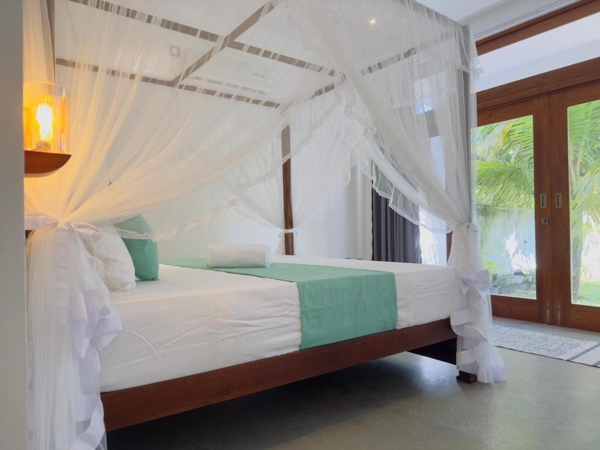 New Ocean Breeze Madiha Hotel Matara Buitenkant foto